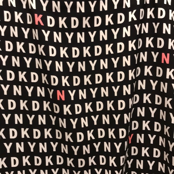 BNWT DKNY Asymmetrical Vest - Picture 5 of 5